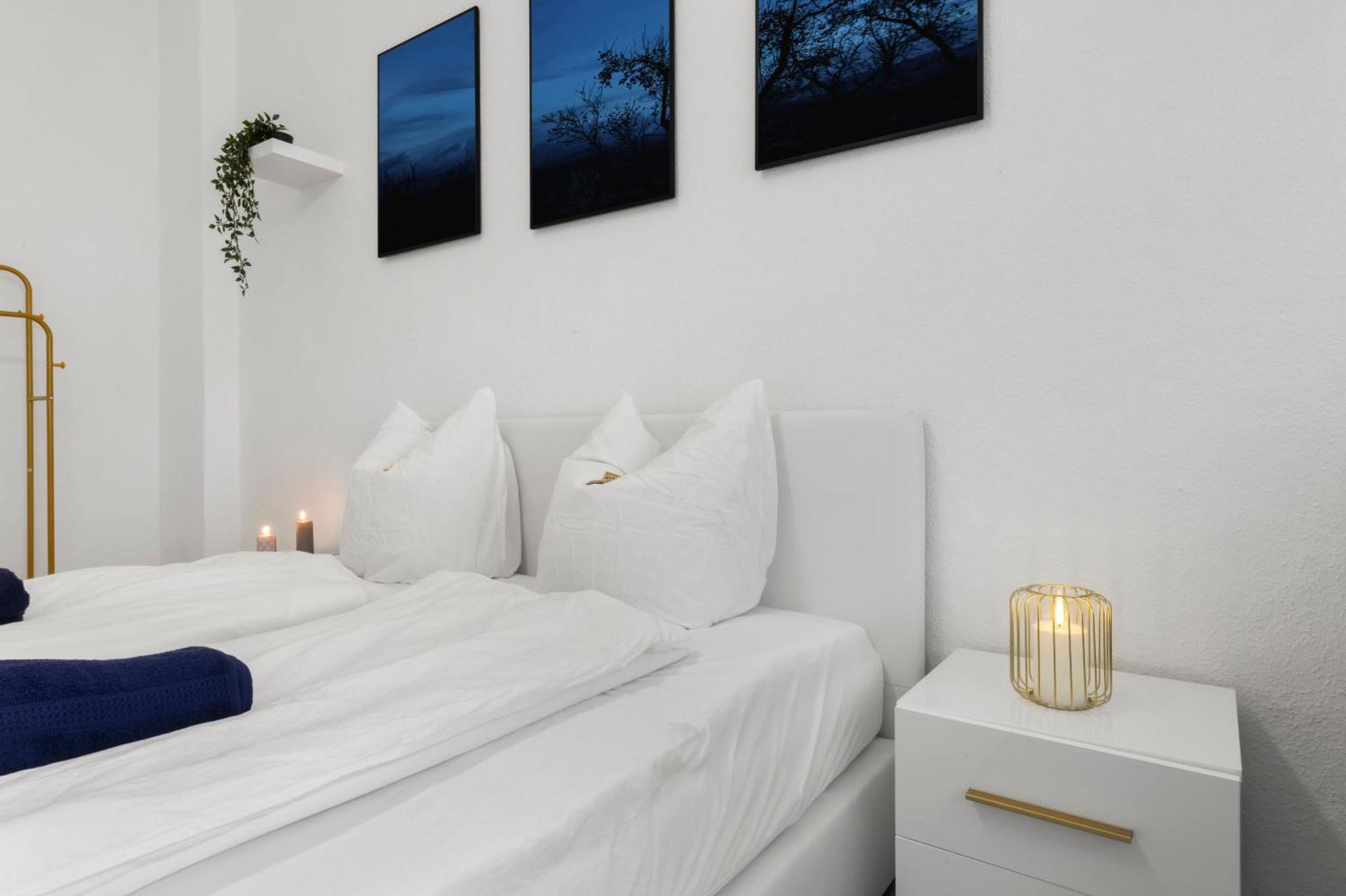 62Qm2, Massageseat, Billard-Table, King-Sized Bed Apartamento Berlim Exterior foto